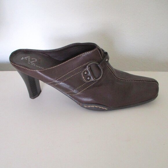 A2 by Aerosoles "Snapezoid" Womens Brown Leather Mule w/3" Heel - Size 7M - Picture 3 of 8